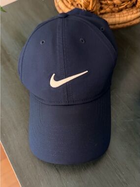Nike Legacy 91 Dri-Fit Golf Tennis Strapback Blue Hat.